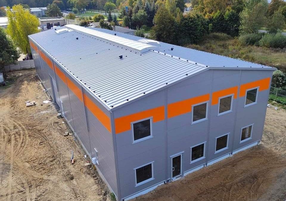 Hala produkcyjno-magazynowa z biurem 2000m2 woj. małopolskie